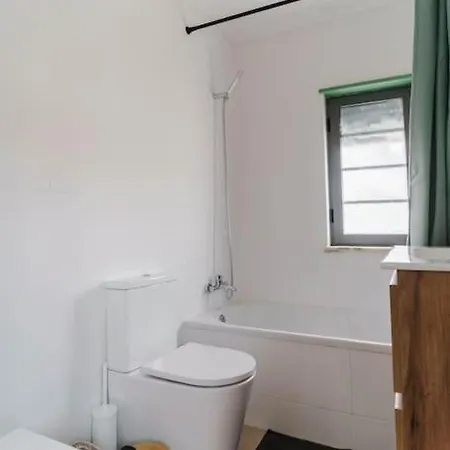 Breeze Escape By Lisbeyond Aljezur