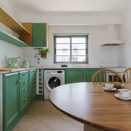 Holiday home Breeze Escape By Lisbeyond