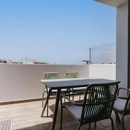 Breeze Escape By Lisbeyond *